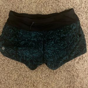 SUPER RARE LULULEMON SHORTS